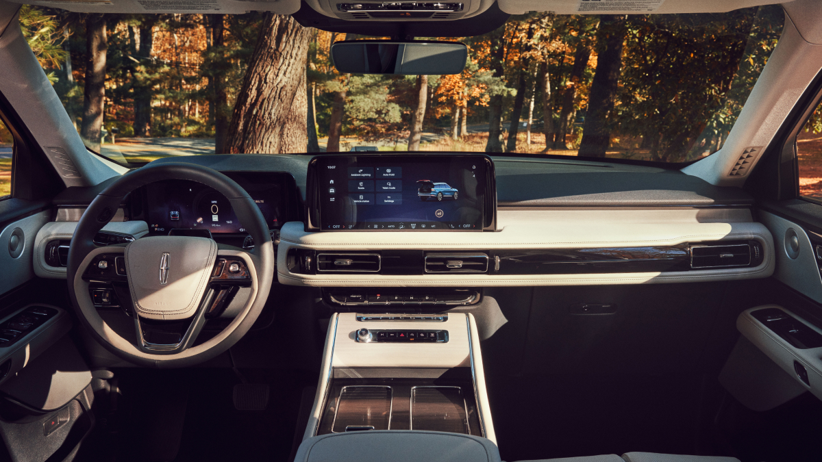 First-class views in the 2025 Aviator.