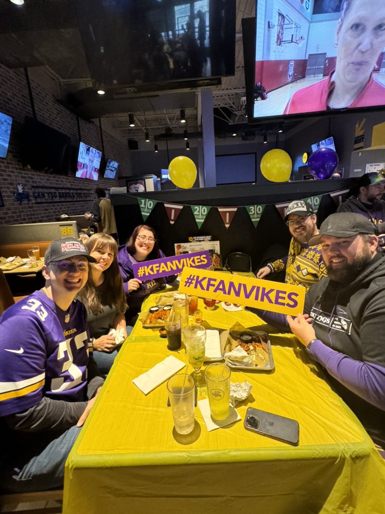 amandamaeflynn's tweet photo. Friday football feast!! #KFANVIKES https://t.co/vj5TT5pt1I