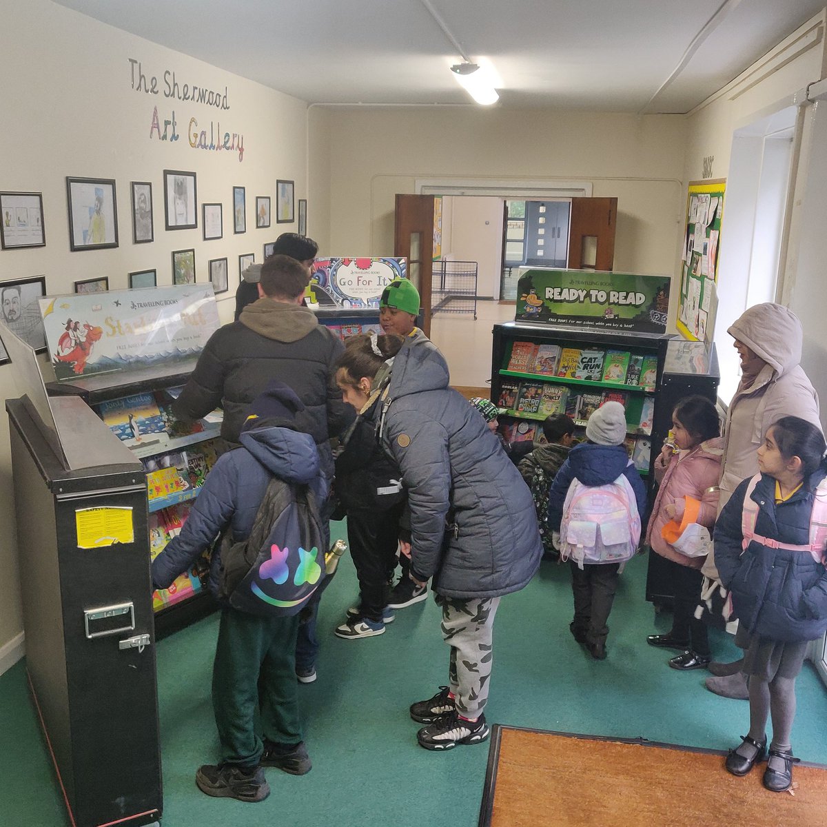 A busy last day at the Book Fair! Thank you all for coming! <a href="/ScholasticUKTch/">Scholastic UK Teachers</a> #welovereading