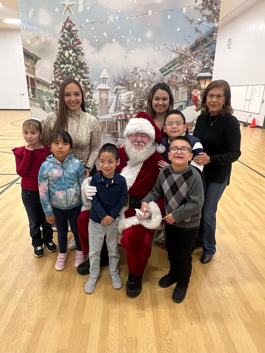 Blanca Jauregui tweet media