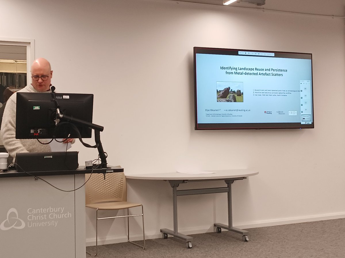 CAA-UK (@caa_uk) on Twitter photo Eljas Oksanen demonstrates how computational methods and artefact scatters reveal long-term landscape reuse, bridging past and present.  #CAAUK2024 Eljas Oksanen demonstrates how computational methods and artefact scatters reveal long-term landscape reuse, bridging past and present.  #CAAUK2024