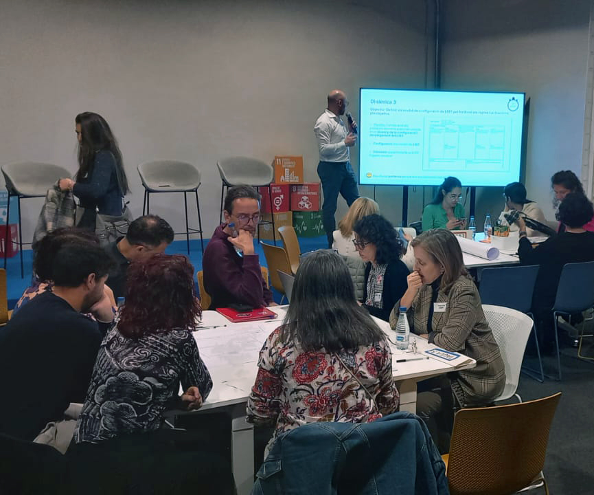📌#RegionsDelConeixement

📍2a jornada dels Laboratoris d’Innovació Social Transformativa #LIST

🗣Hi participen representants d'universitats, centres de recerca i agents de desenvolupament i innovació regionals

🎯 Identificar obstacles, facilitadors, reptes i accions