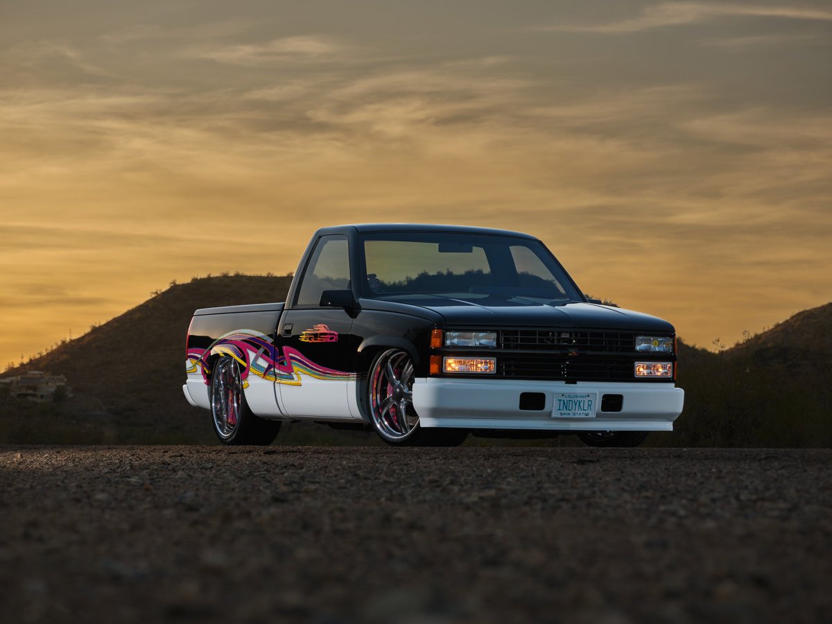 NotStockPhoto's tweet photo. Out in the desert with the guys from Twin States Photographing the. “Indy Klr” OBS Truck for Classic Truck Performance Print Magazine
Camera @FujifilmX_US GFX100 ii
Lit with @broncolorUSA Siros 800
#photoshoot #trucks #photographer #sunset https://t.co/YC6jfTgeGE