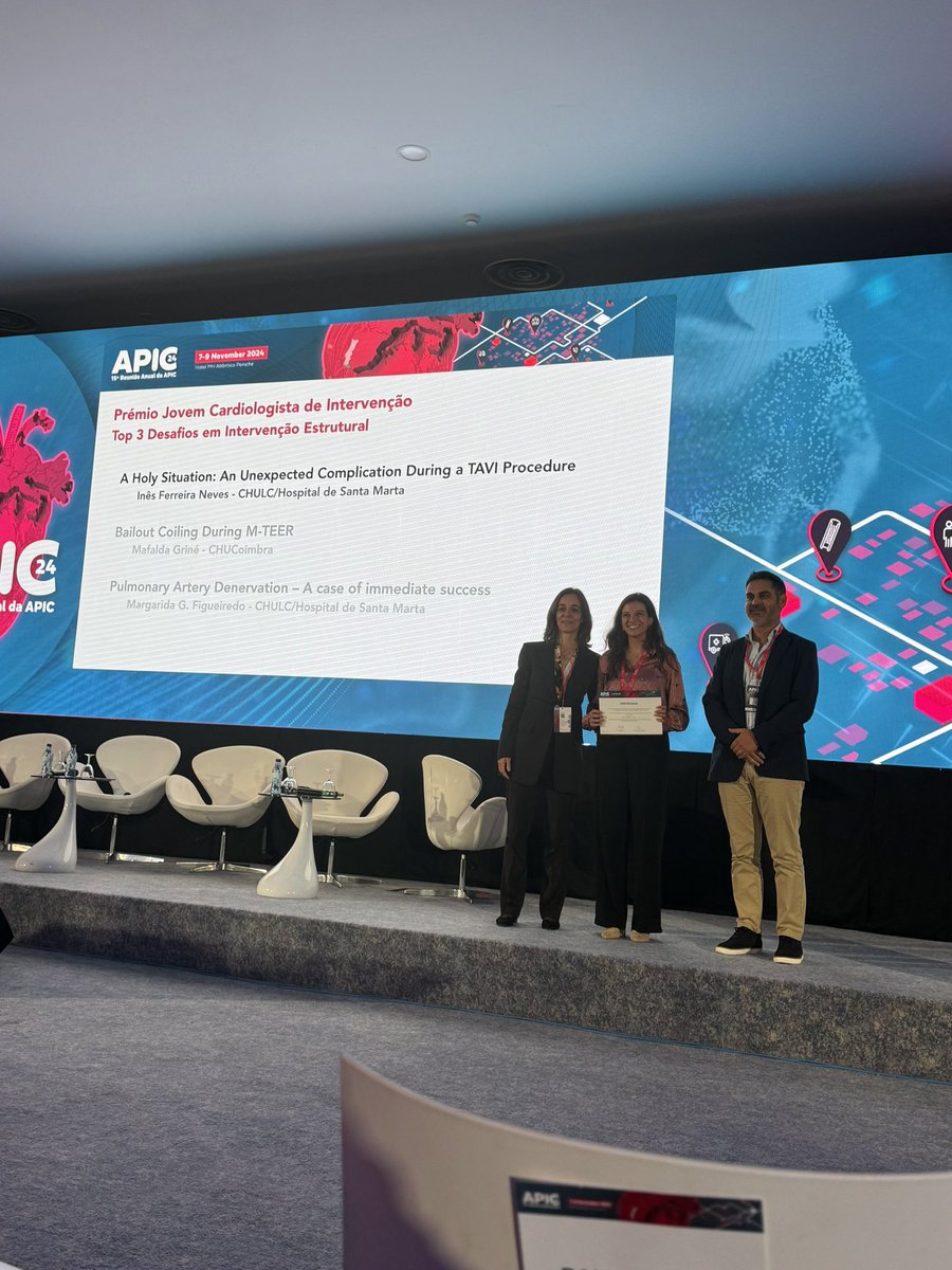We are very proud of our interns our <a href="/FBAlbuq/">Francisco Barbas de Albuquerque</a> and <a href="/Ines_FNeves/">Inês Ferreira Neves</a> for their outstanding clinical case presentations that led to their recognition as the best presentation in Coronary and Structural interventional Cardiology cases at the 15th <a href="/APIC_pt/">APIC</a> congress in Peniche 🫀 🇵🇹