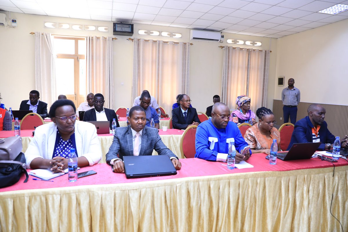 msp_burundi's tweet image. Le  #CPSD apprecie la gestion actuelle de  #Mpox et s&apos;engage à  focaliser plus d&apos;efforts sur les  #piliers de la  #riposte encore en souffrance.