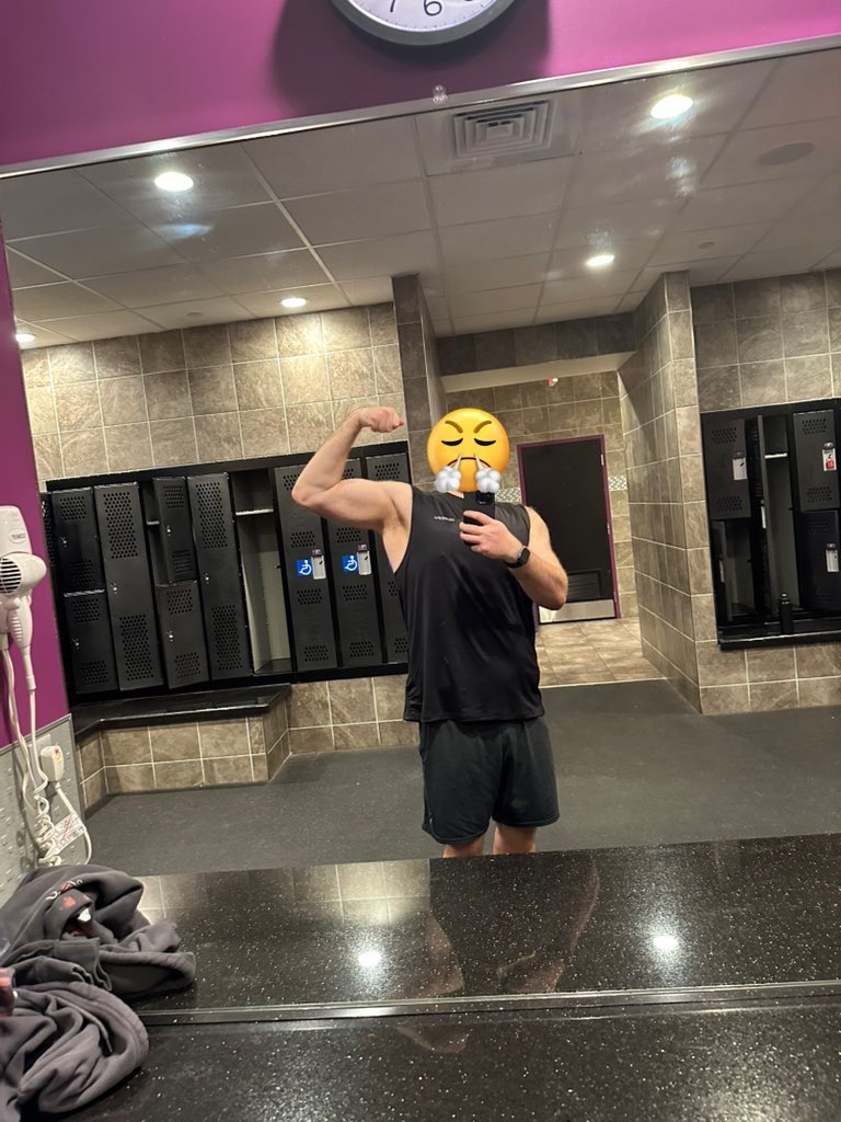 Nothing beats a PF mirror pic.