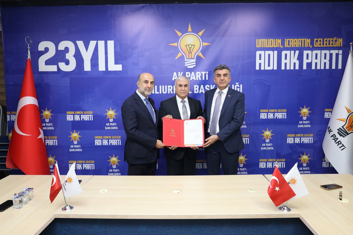 AK Parti Ceylanpınar İlçe Başkanlığına İhsan Değirmenci atanmıştır. 

Halka hizmet yolunda kendilerine muvaffakiyetler diliyoruz. 

Ceylanpınar ilçemize, Şanlıurfa'mıza ve teşkilatımıza hayırlı olsun.
#SevdamızŞanlıurfa
<a href="/RTErdogan/">Recep Tayyip Erdoğan</a> <a href="/Akparti/">AK Parti</a> <a href="/erkankandemir/">Erkan Kandemir</a> <a href="/milhamigunbegi/">M.İlhami GÜNBEGİ</a>