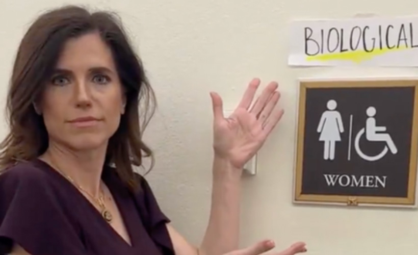 Normal! Woman Posts About Toilets 8,000 Times in Two Days: ow.ly/I96j50UcOrN
