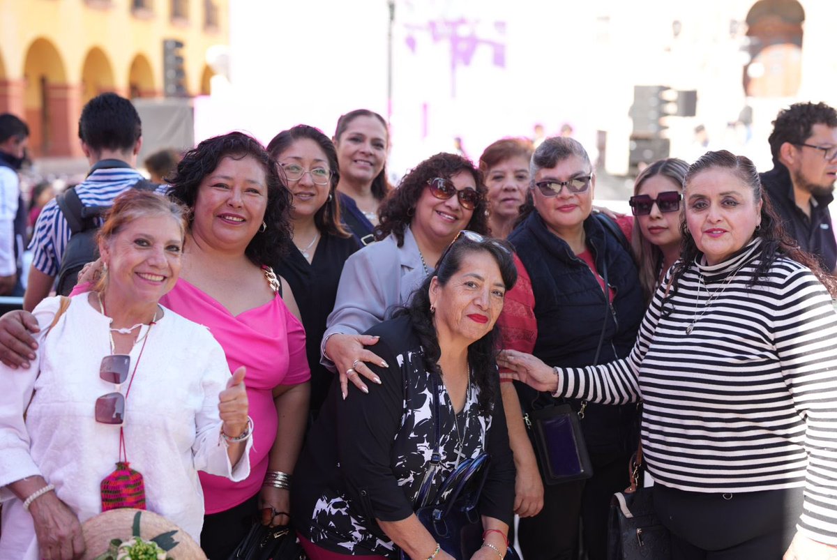 tnavarrogto's tweet image. ¡Mujeres ALIADAS! 🩷💪🏻

El día de ayer nuestra Gobernadora @LibiaDennise presentó la iniciativa #ALIADAS enfocada a fortalecer un entorno más equitativo y justo.