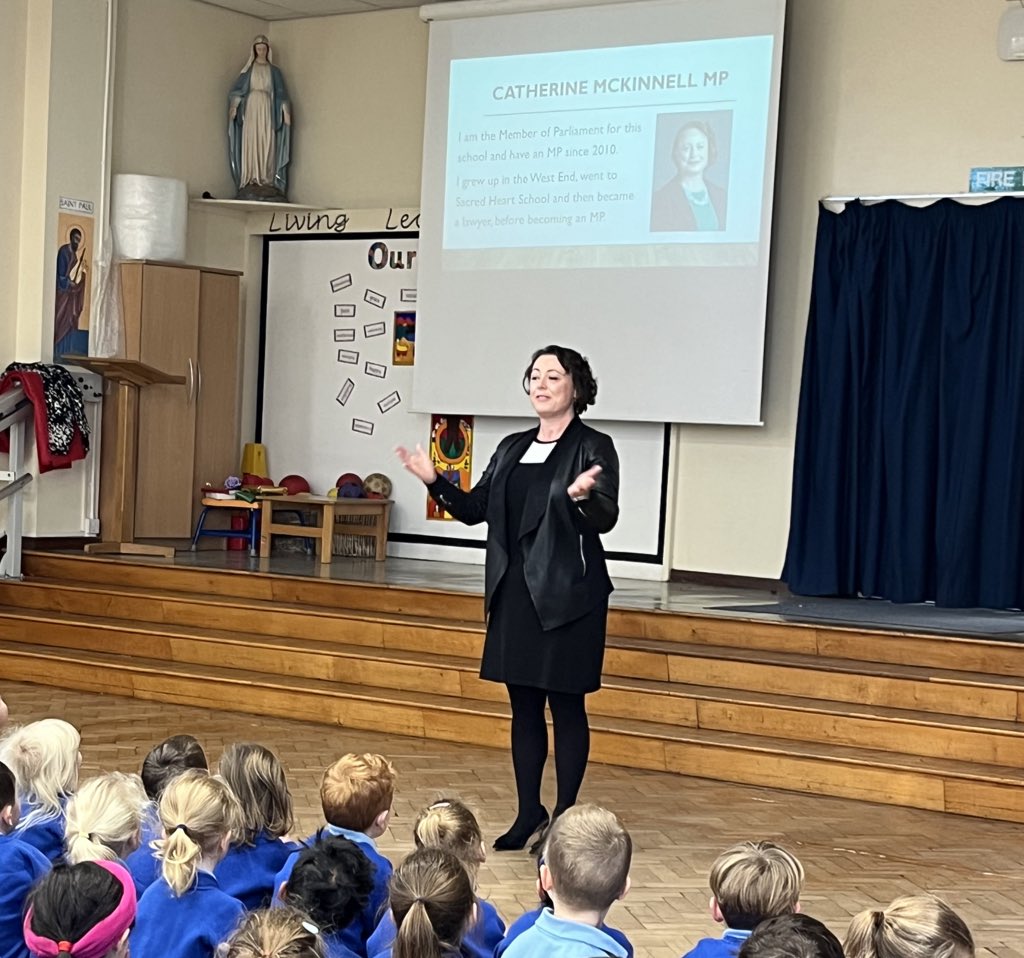 StOswaldsRCgos's tweet photo. As part of our #UKParliamentWeek activities, we welcomed @CMcKinnellMP to school. She talked to us about the role of an MP. The children loved hearing about what she does and asked some excellent questions to find out more! @UKParliament https://t.co/h6oPX7l9Cf