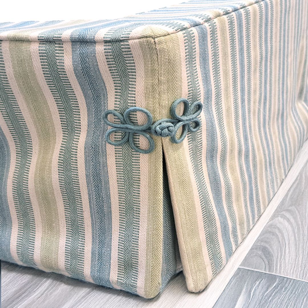 DI_Curtains's tweet photo. Bed valances are stylish additions to bedrooms, available in various shapes and sizes to complement your decor. Each valance is crafted with attention to detail, occasionally showcasing exquisite decorations that add sophistication and charm to the design. https://t.co/BnKcilG2gF