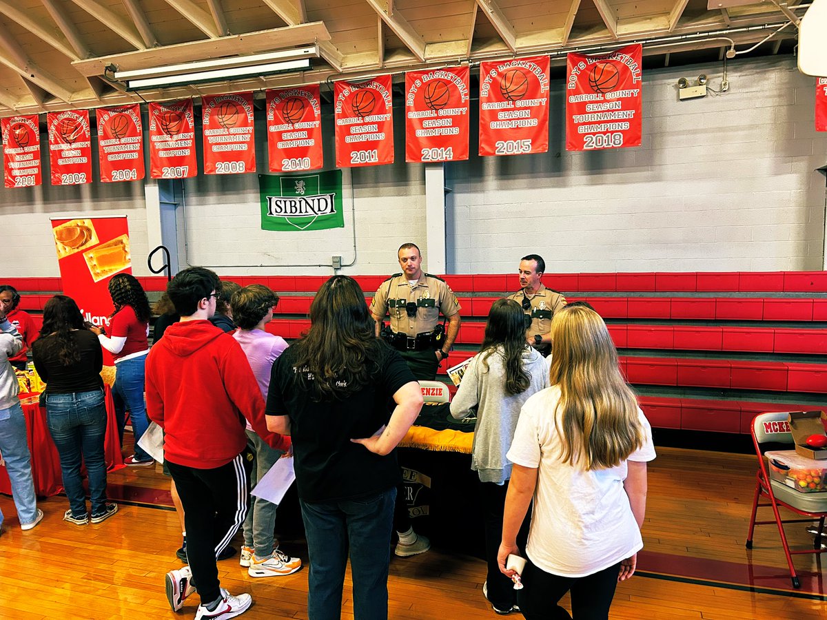 THPJackson's tweet photo. Sgt. Cooper, Sgt.Milam, and Trooper Flaurr are out at the McKenzie Middle School for a career fair! The only group not happy is the Fire Department! 😜 #showstealer 🚔🚓🚒🧯#allingoodfun https://t.co/mL0S3aEKG9 to apply! https://t.co/iqoOxEQSib
