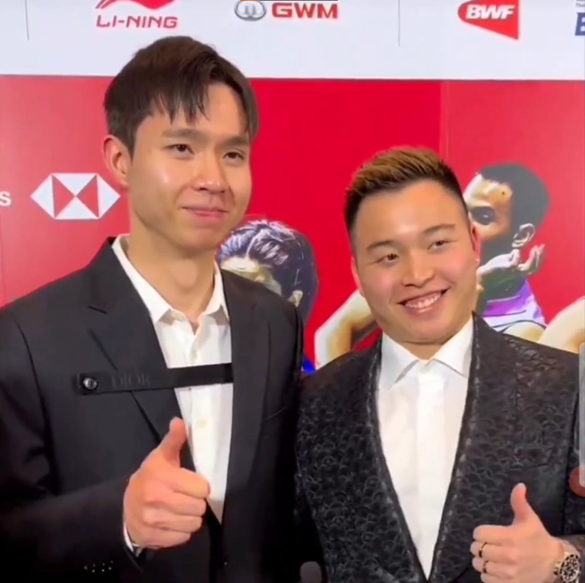 craigansibin's tweet image. #WTF2022 Gala Dinner

MD: Aaron Chia / Soh Wooi Yik
MD: Ong Yew Sin / Teo Ee Yi
WD: Pearly Tan / Thinaah Muralitharan
WD: Vivian Hoo / Lim Chiew Sien
XD: Goh Soon Huat / Shevon Lai
XD: Tan Kian Meng / Lai Pei Jing