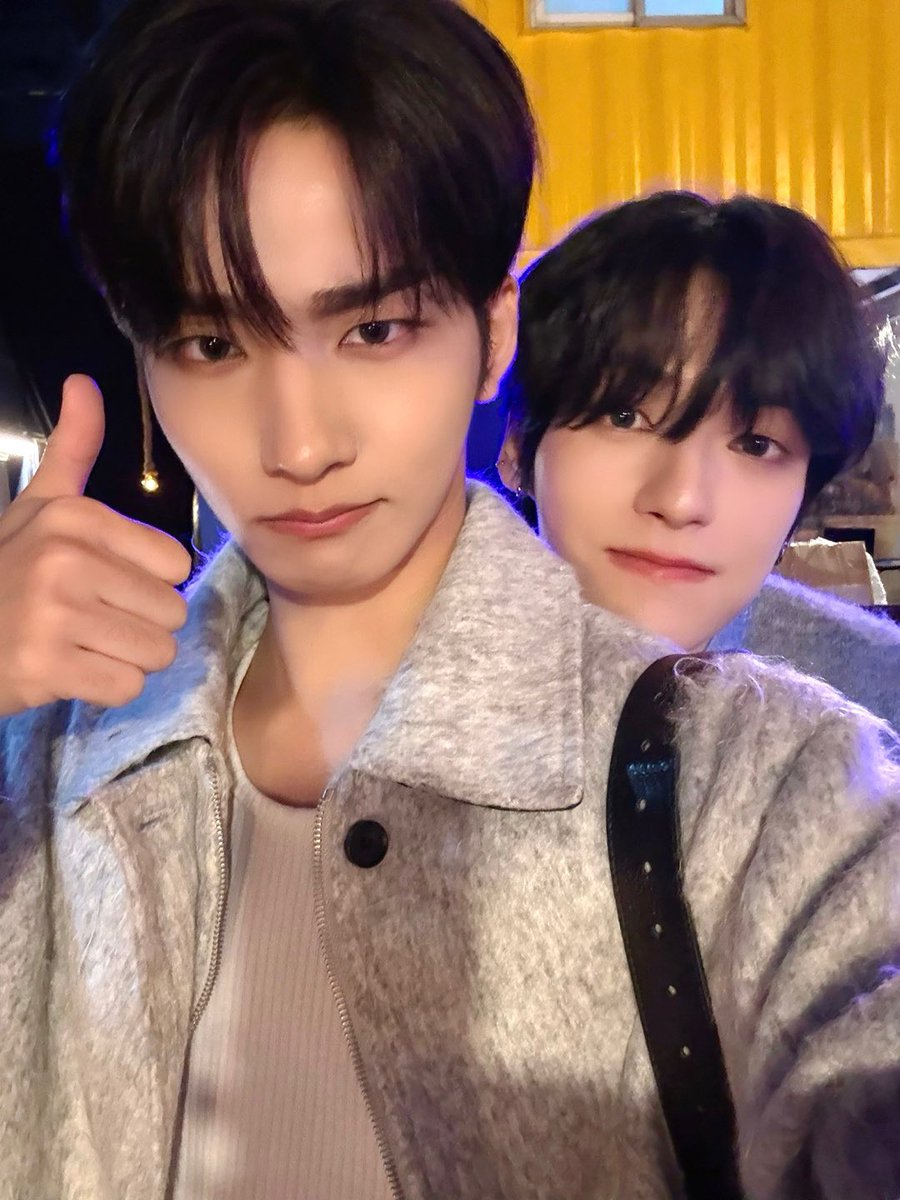완전 🐺이거잖아!

#EPEX #이펙스 #JEFF #제프 #젶프프
