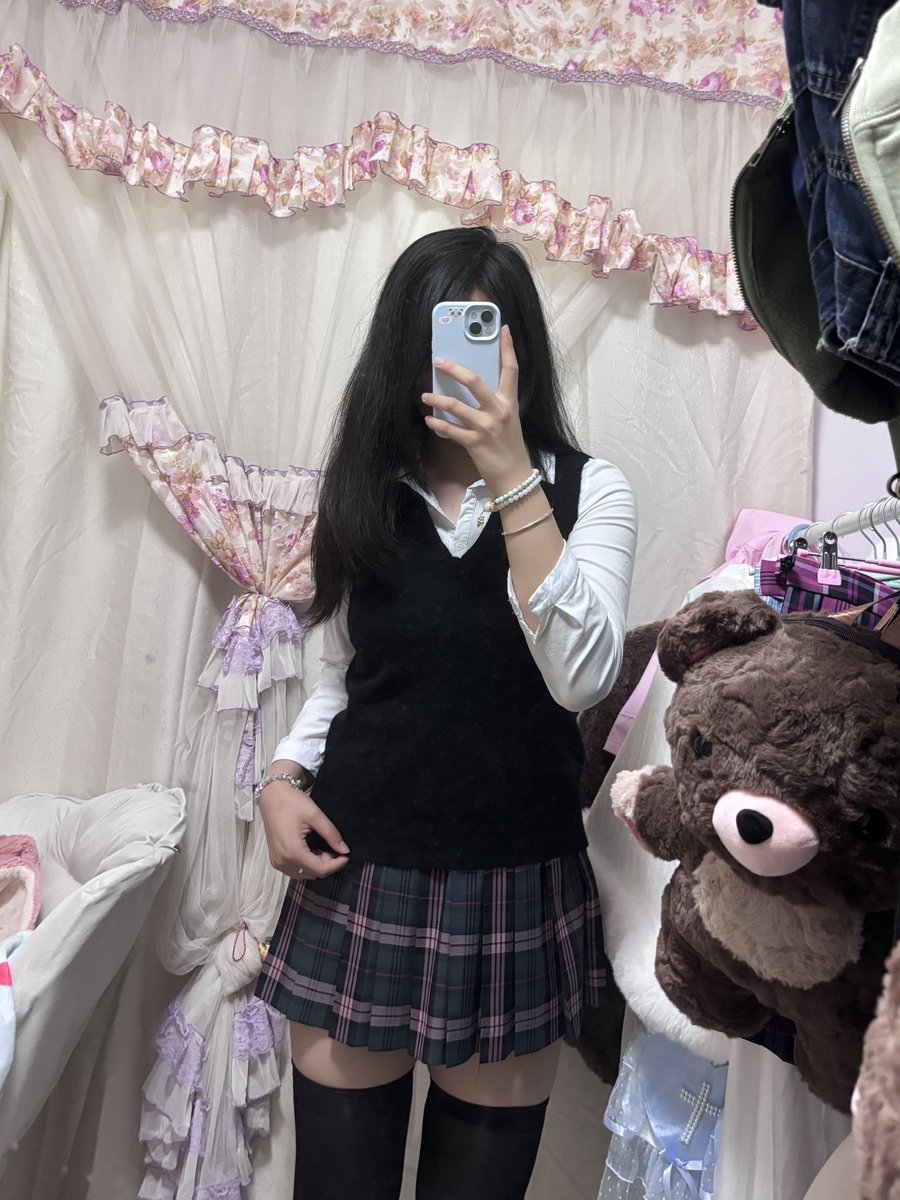 _Mx526's tweet photo. 有什么新鲜事？#四爱 #第四爱 #dom https://t.co/Dtuc81q5W8