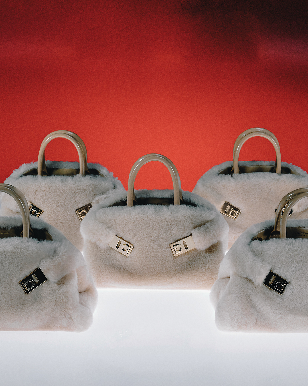 FERRAGAMO on X Soft and fluffy wool Hug teddy bags waiting to be wrapped. Discover Ferragamo s gift selection for the holidays https t Nk6lWzfJHU FerragamoGifting FerragamoHugBag https t JOhn3CJ...