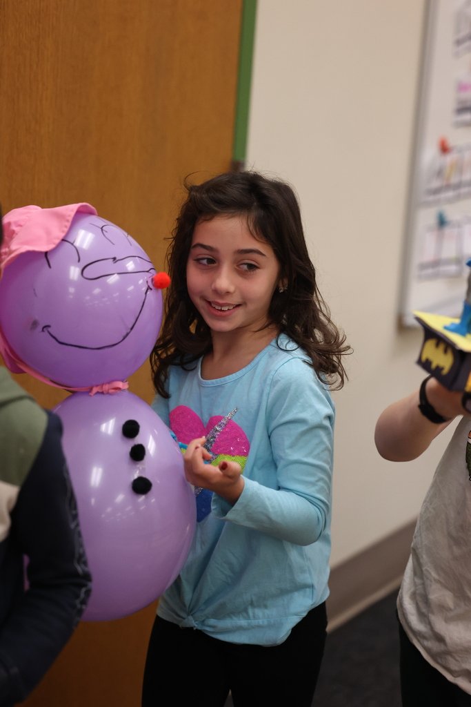 Everyone loves a parade, and this morning Ms. Reynoso's class at Northwood held one as a way to celebrate a book study of Balloon's over Broadway-the story of the first Thanksgiving Day Parade in New York City.
