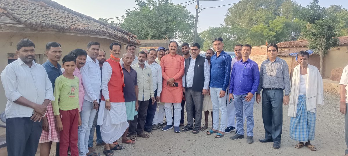 PKC2500's tweet photo. जनसम्पर्क से समर्थन | गांडेय विधान सभा |

#JharkhandAssemblyElection2024
@muniya_devi_bjp @BJP4Jharkhand https://t.co/auzmqftQNM