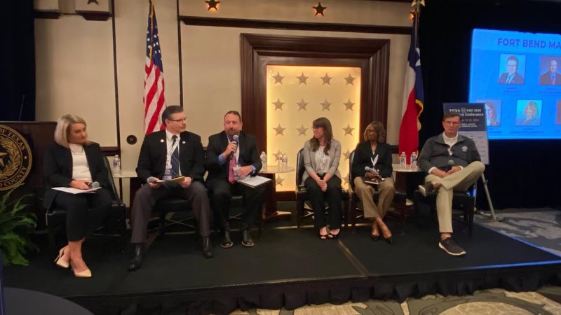 FBC_Judge's tweet photo. In preparation for the 2025,  89th Texas Legislative Session, we’ve come together to share ideas, address challenges, and lay the groundwork for future opportunities. Now, it’s time to turn these discussions into action!

#LegislativeSession #Leadership #fortbendcounty #fbctx https://t.co/7rOOrmkOUX