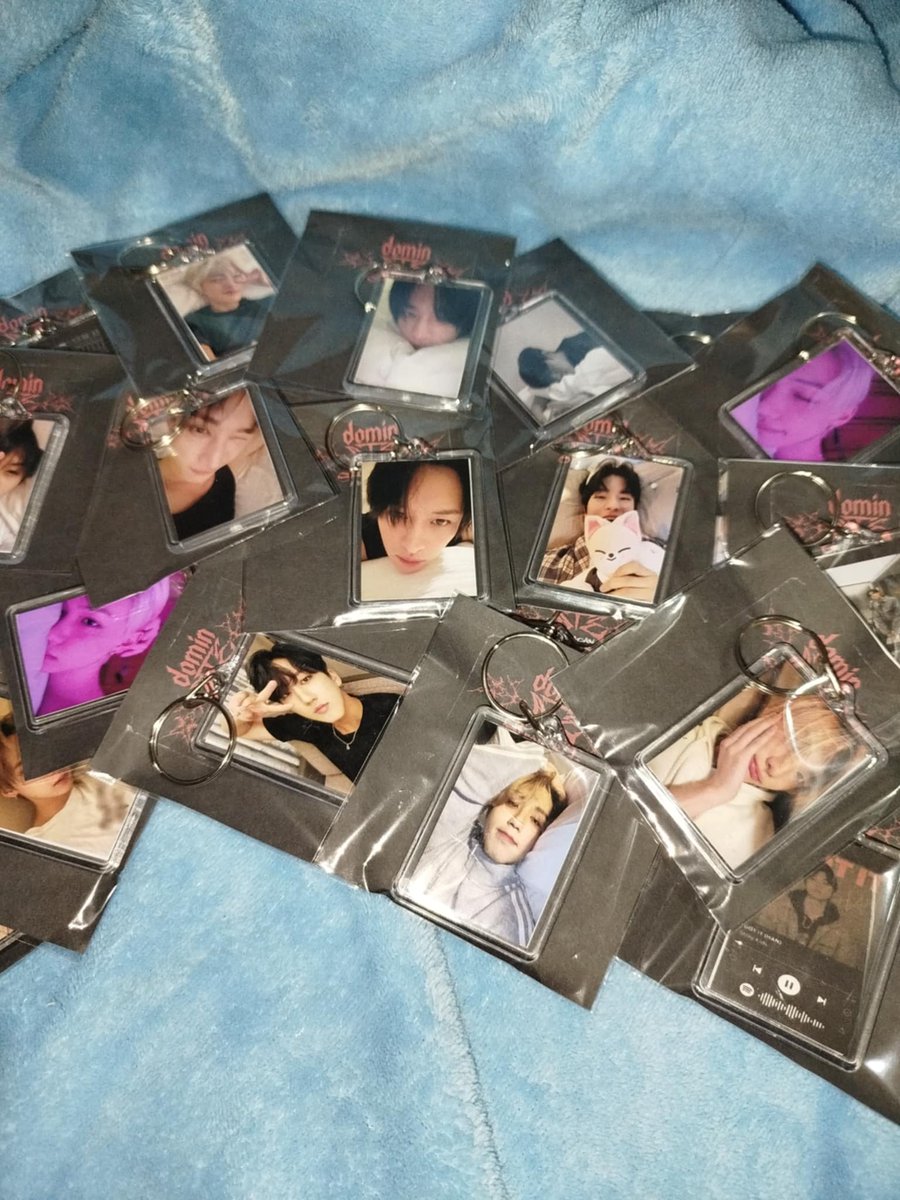 LeeCrispy's tweet image. Fan support by me and my ates @Yenyennnie @HongYeon16
Hi Stays! Come and join us in our mini palabunutan and get a chance to win a keyring, official photocards, official mds and albums. 

Kindly approach us when u see us.

Loc. &amp;amp; time-tba

#dominATE_BULACAN #StrayKids_dominATE