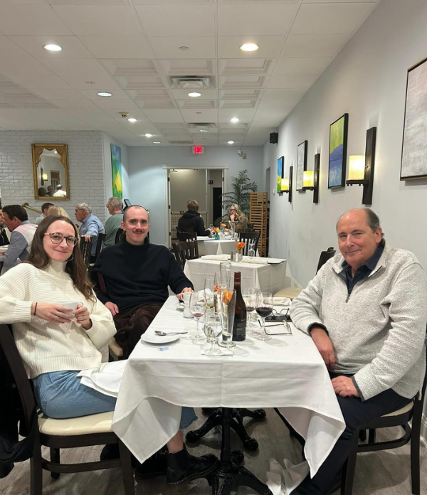MyFamilyFilm's tweet photo. This time last year, we were gearing up for a memorable filming trip to The Hamptons! It was an incredible experience capturing stories while enjoying the charm of the season.

For some of our team, it also marked their very first Thanksgiving dinner! https://t.co/BjdHNCM576