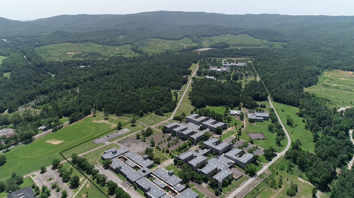 SaycheeseDGTL's tweet image. Katt Williams reportedly buys former Alabama military base to launch movie studio!