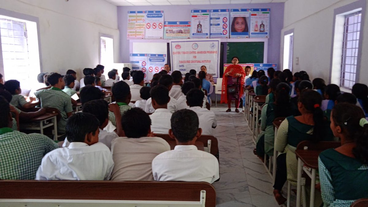 nhmdeogarh's tweet photo. Tobacco Free Educational Institutions Programme organized by CHC Tileibani at Sindurpat High school of Deogarh District during TFYC2.0 campain.
#TobaccoFreeBharat https://t.co/09dbNSB8Ol