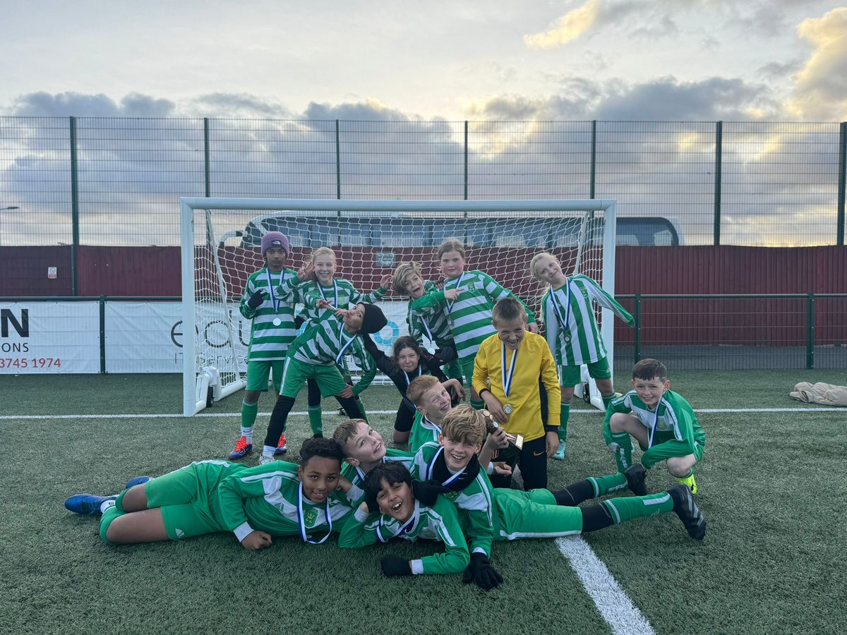 cheamparkfarm's tweet photo. A huge well done to both of our football teams today for their performance in the @CFCFoundation Primary Stars Tournament.
Both teams have qualified for the finals day in 2025, with the girls finishing in🥈 and the boys winning!🥇 
Well done everyone!
@LEOacademies @LEOsports7 https://t.co/7OviegEykl