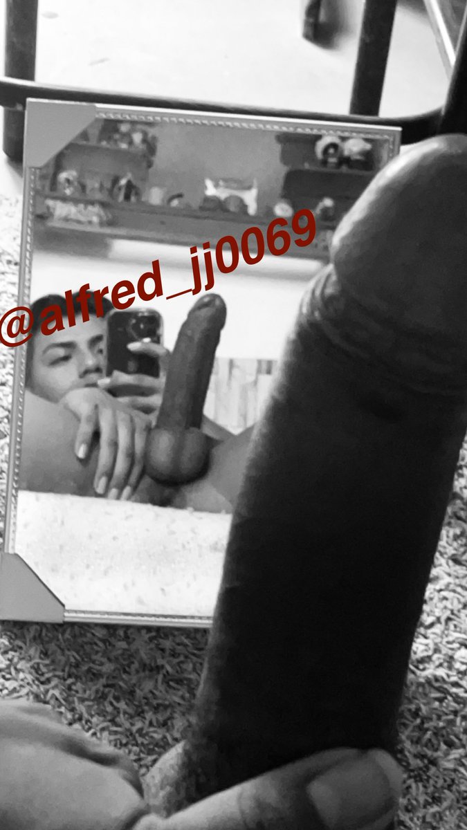 alfred_JJ0069's tweet photo. Que se ase hoy viernes 🍆💦 https://t.co/DwBSvSAd1K