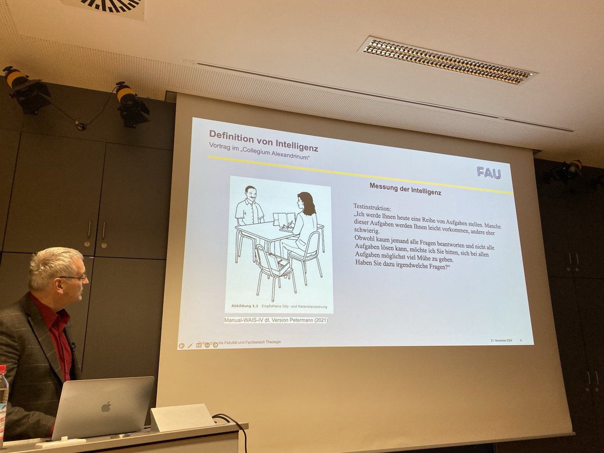 Ich hielt einen Vortrag im Rahmen des Collegium Alexandrinum im Hörsaal des ZMPT über die psychologische Diagnostik der Intelligenz. ⁦<a href="/UniFAU/">FAU Erlangen-Nbg</a>⁩ ⁦<a href="/FAU_Germany/">FAU Germany</a>⁩ #FAUprof