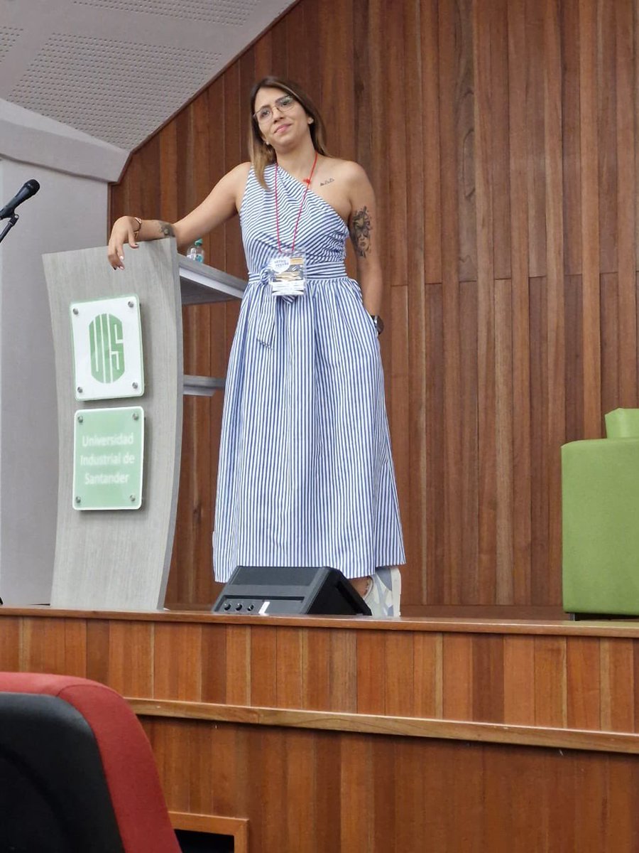 Lauren Flor Torres tweet media