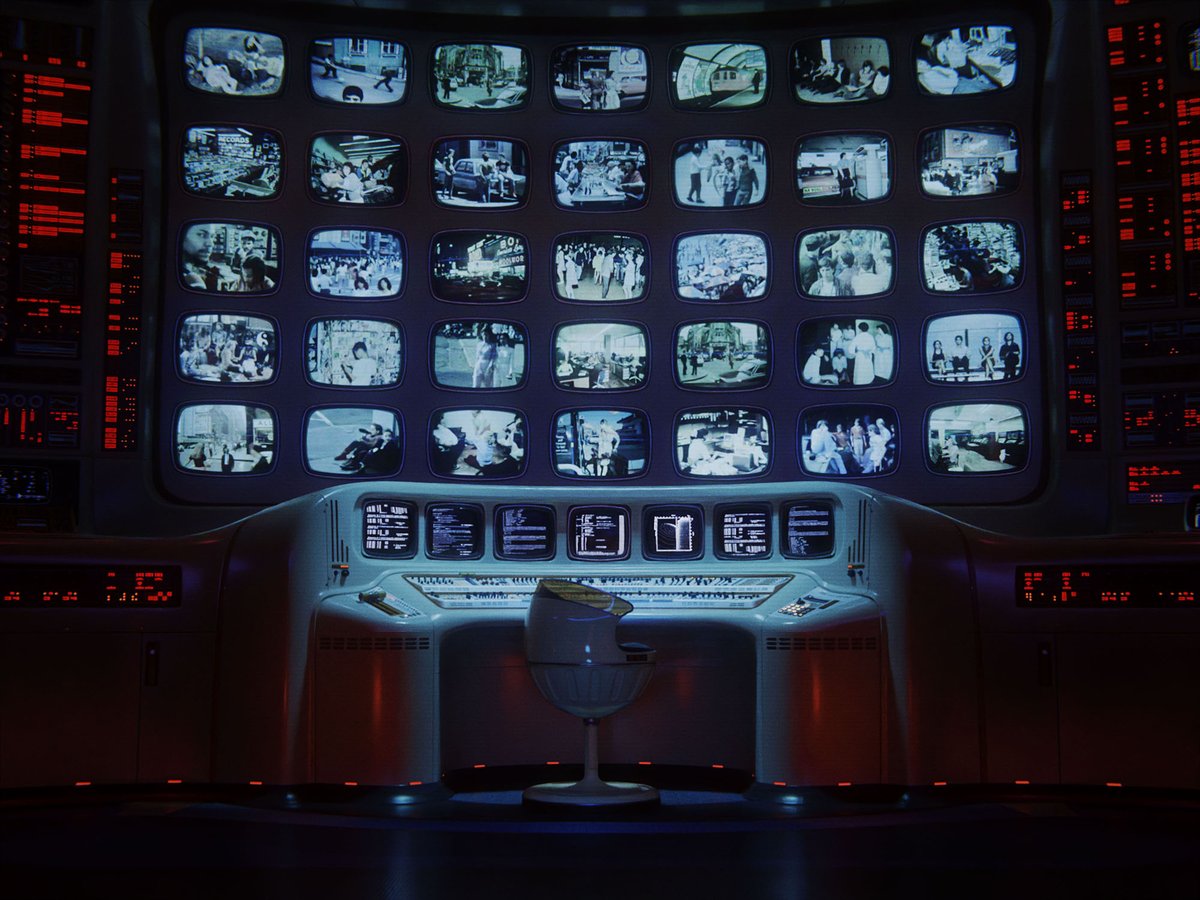 After some hard time trying to get good quality renders for those assets, I can finally share the work I did on the Hymnus Room.
That's a part of the Hymnus Project from Keytales Studio. 

More to see on my art station :
artstation.com/artwork/5WdDVA