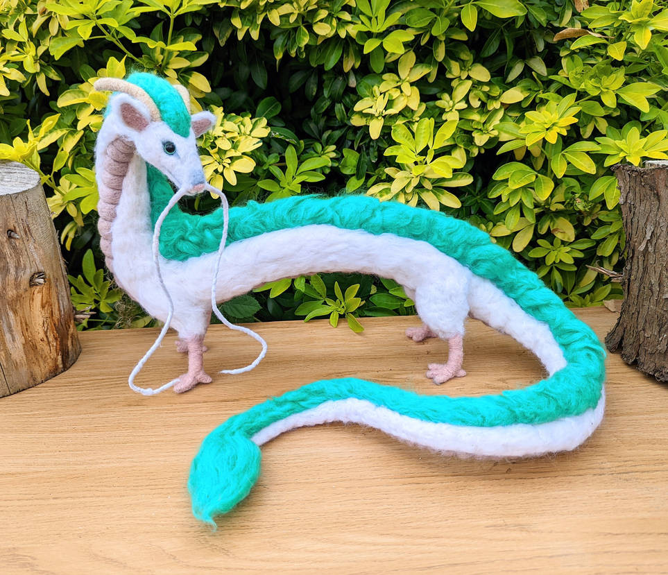 It's Black Friday weekend! ❤️‍ 
I'm offering 15% off on ALL commissions! Ends on the 26th of November.  

You can use the link/code below on Ko-Fi:
Link: ko-fi.com/foxieful/link/…
Code: FOXIE15

#commissions #art #artist #illustration #needlefelting #sculpture #ocs #furry #animals