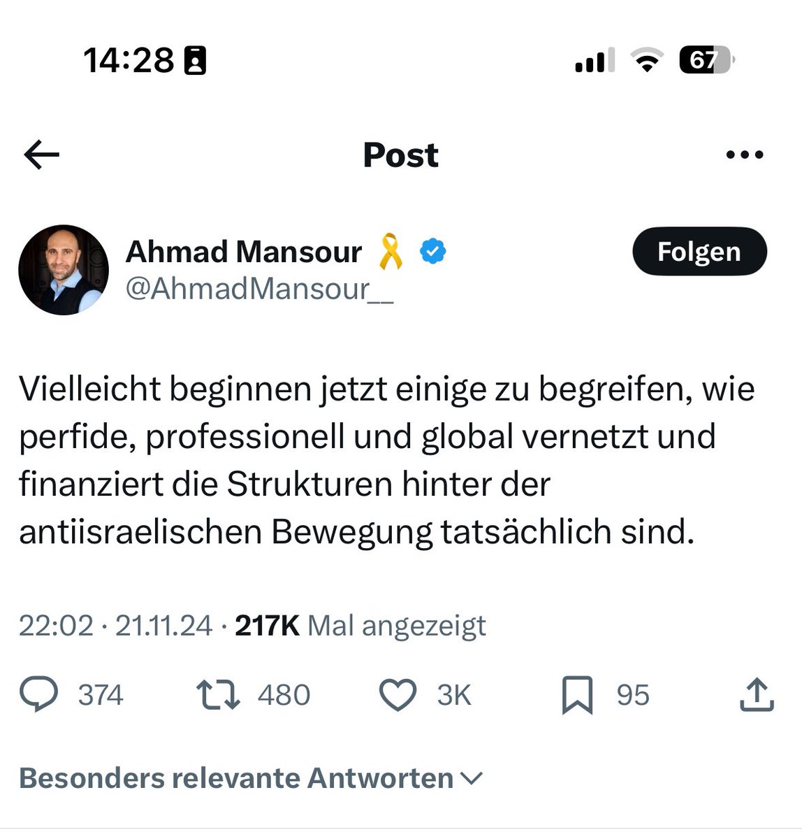Dieser Tweet erfüllt fast alle formalen Kriterien von Verschwörungstheorien.