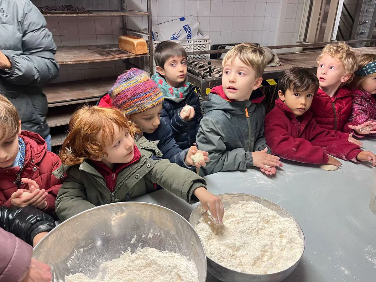 EscolaHoritzo's tweet photo. Sortida comarcal a Montblanc: Tocant el món!
https://t.co/EXqg5nJz1s
#somdelhoritzo #tocantelmon #escola #elmejorcolegio #lamillorescola #escuela #barcelona #Educación #Educació #escolainfantil #ensenyament #enseñanza https://t.co/BOkGboKu30