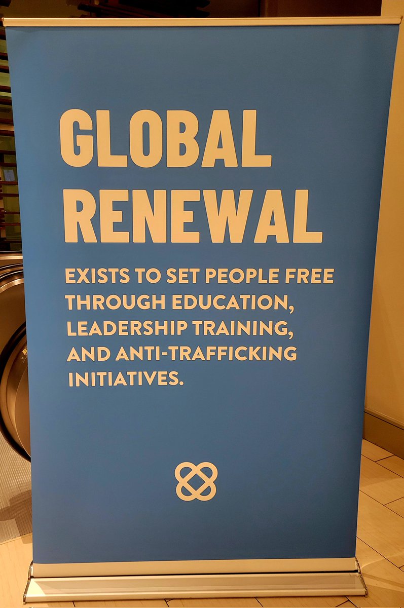 WakelandHSOrch's tweet photo. Congratulations to our @WakelandHS Chamber Orchestra ensemble on their beautiful performance at the Global Renewal Selah Gala event! We love performing out in the community and supporting a worthy cause! 🎶🎻🎶
#WHSO2425
#fisdfineartsleads https://t.co/rBluN1X101