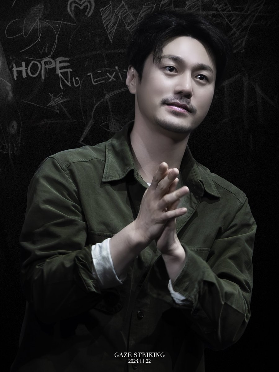 241122 킬롤로지

알란 役 #최영준

저는 매일 밤 그 애가 될 수 있었던 사람을 꿈꿉니다. 그때 내가 손을 잡아줬더라면 될 수 있었던 모습. 그거면 충분합니다.