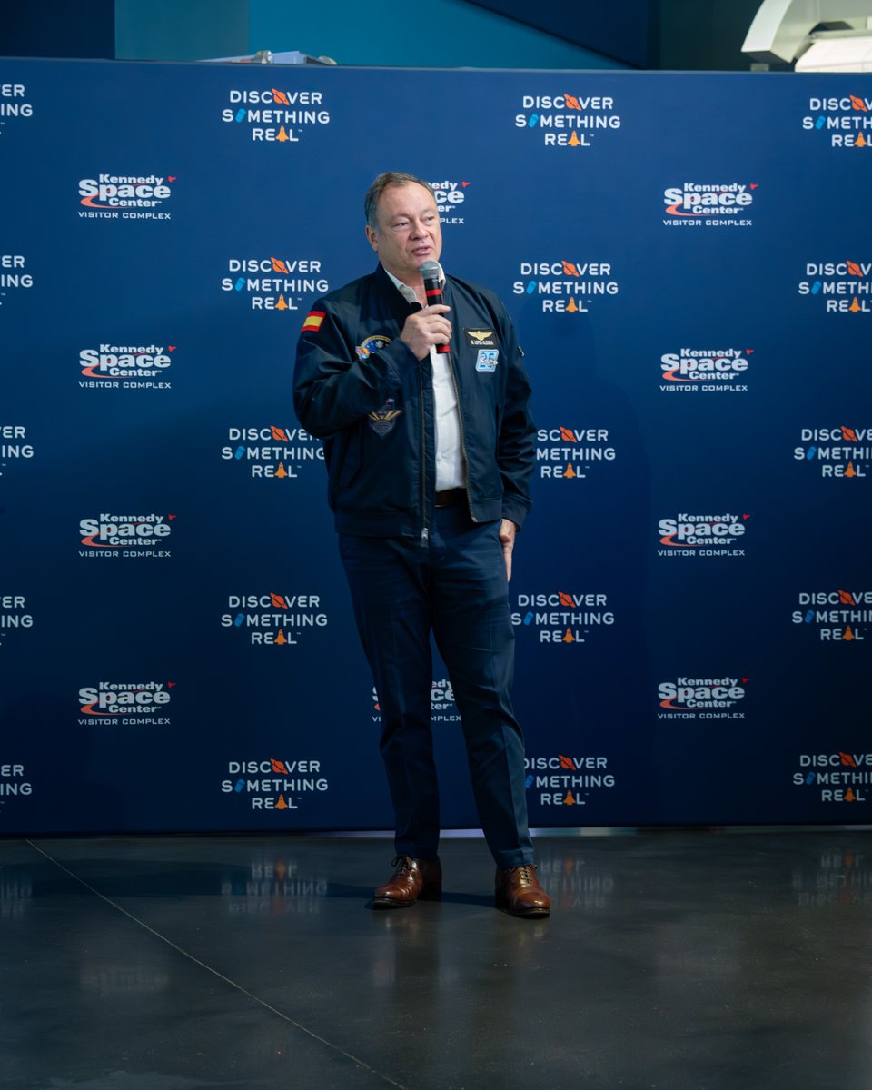 ExploreSpaceKSC's tweet photo. Yesterday we unveiled astronaut @CommanderMLAβs flight suit worn during Axiom Mission 1! The flight suit is another way you can #DiscoverSomethingReal at the visitor complex. https://t.co/28ic1jk89j