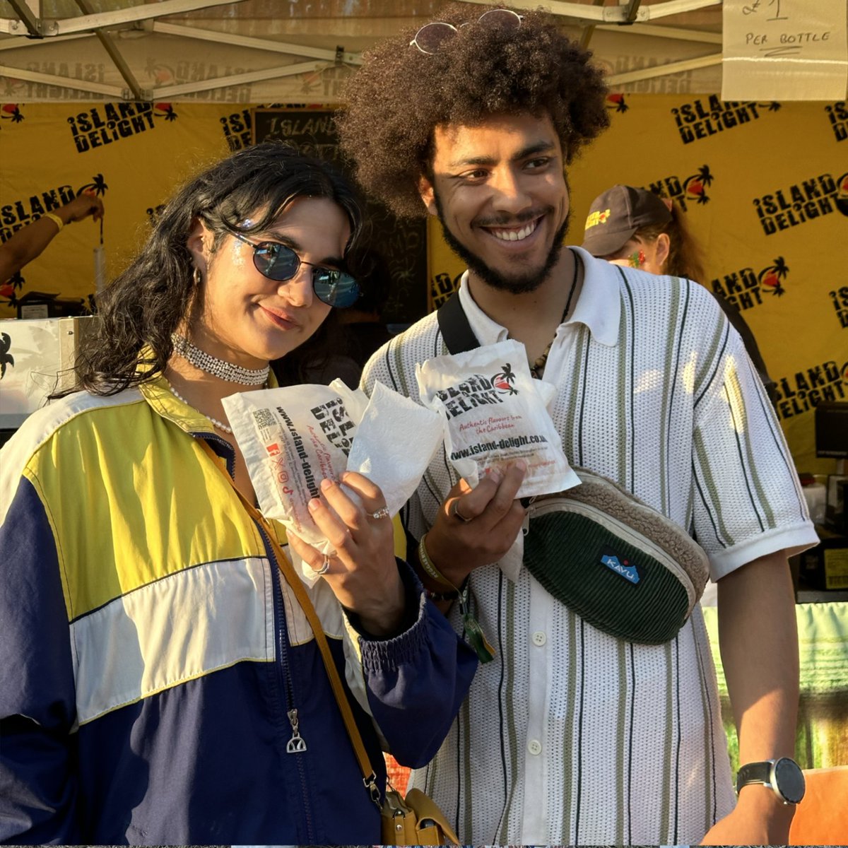 🎉 Festival Flashback to July! Relive the incredible moments, from Yasmin’s powerful Dragon Puppet that protected the space, to the delicious Island Delight patties that kept some fuelled! 🌞✨

#ReggaeAndRiddim #FestivalFlashback #UrbanCircle #ArtAndCulture  #IslandDelight”