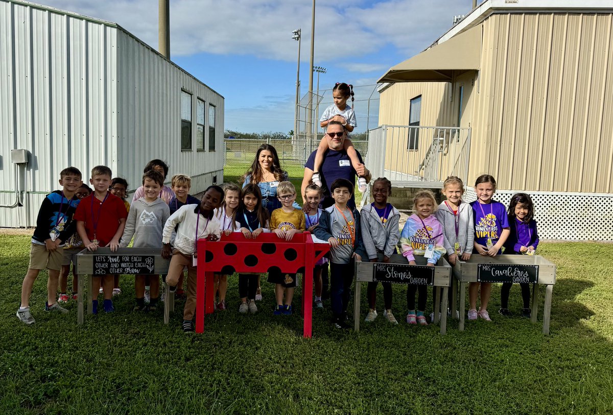 Kim Stone tweet media