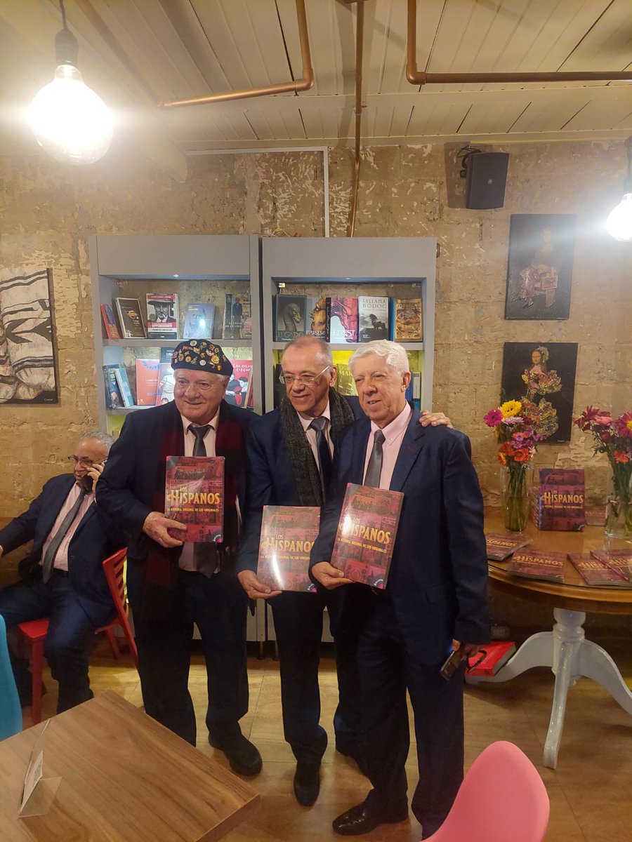 Calixta Editores tweet media