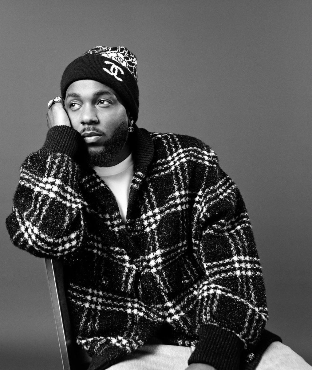 Hyconiqmag_'s tweet photo. 🚨KENDRICK LAMAR VIENT DE SORTIR UN NOUVEL ALBUM NOMMÉ "GNX" !

🔥🔥🔥 https://t.co/VSeljNPT2j