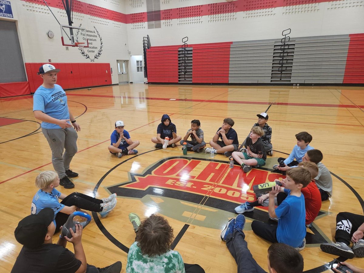 JamieCanvin1's tweet photo. From the thought, to the approval, to the attendance…Jake you have ran a great camp for these young baseball players.  The drills and conversations you have exposed them too at a young age is so valuable.  @JCanvin    Job well done! https://t.co/1lPEVGFyzA