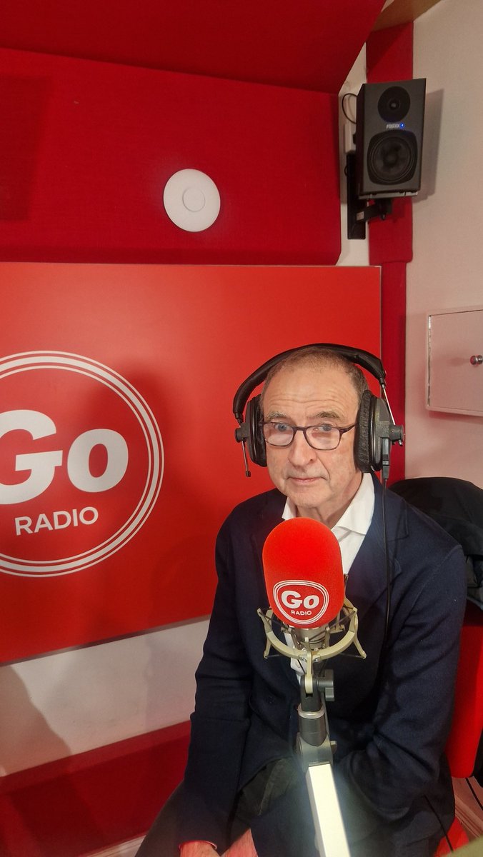 Martin O'Neill is live in the studio right now.

Call 0808 17 17 700 now if you have any questions for him or drop a message to us.