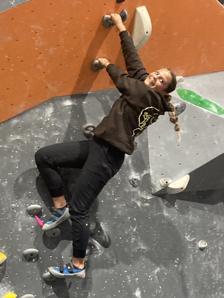 ocsbmrgrills's tweet photo. Rock Climbing at Altitude Gym. https://t.co/ISQgLDtN6X