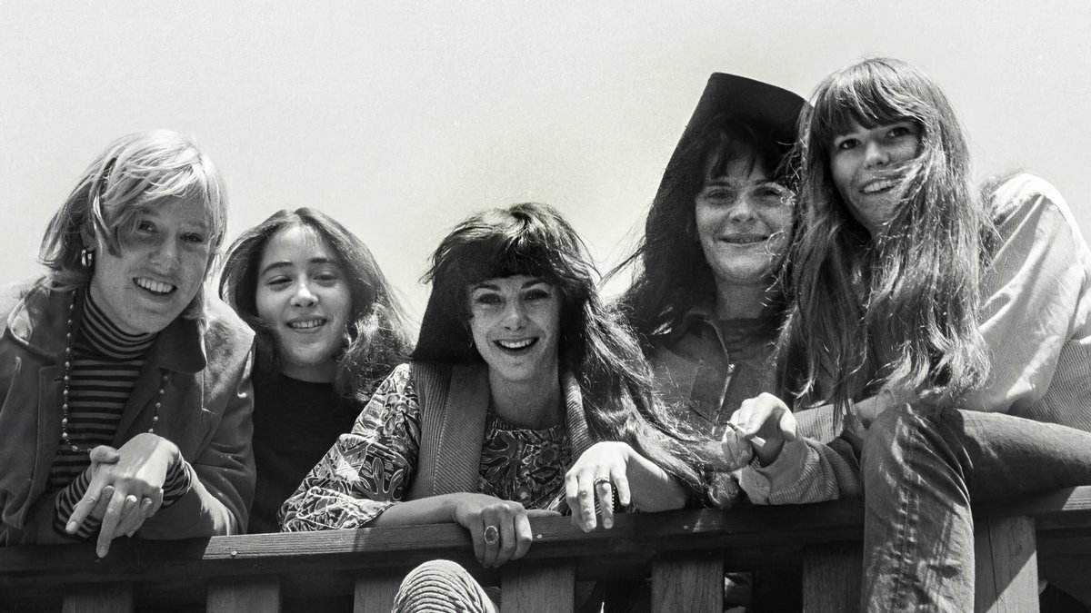 Ace of Cups brought harmonies and soulful lyrics that defined the Haight-Ashbury spirit. Their 2018 self-titled album revives that legacy, blending love, social justice, and empowerment. Experience the sound that paved the way for women in rock.