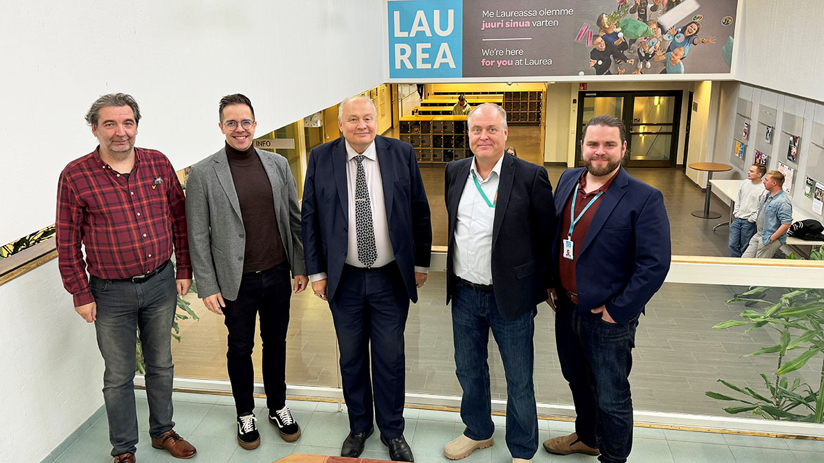 Te­ko­ä­ly­rat­kai­su­ja oppimiseen kehittävä #Eximiatutor on käynnistänyt avain­kump­pa­nuusyhteistyön Laurean kanssa. Yhteistyö on käynnistynyt oppimisalusta Canvasiin liittyvän kehittämistyön kautta. Lue lisää: bit.ly/4eKq7Em