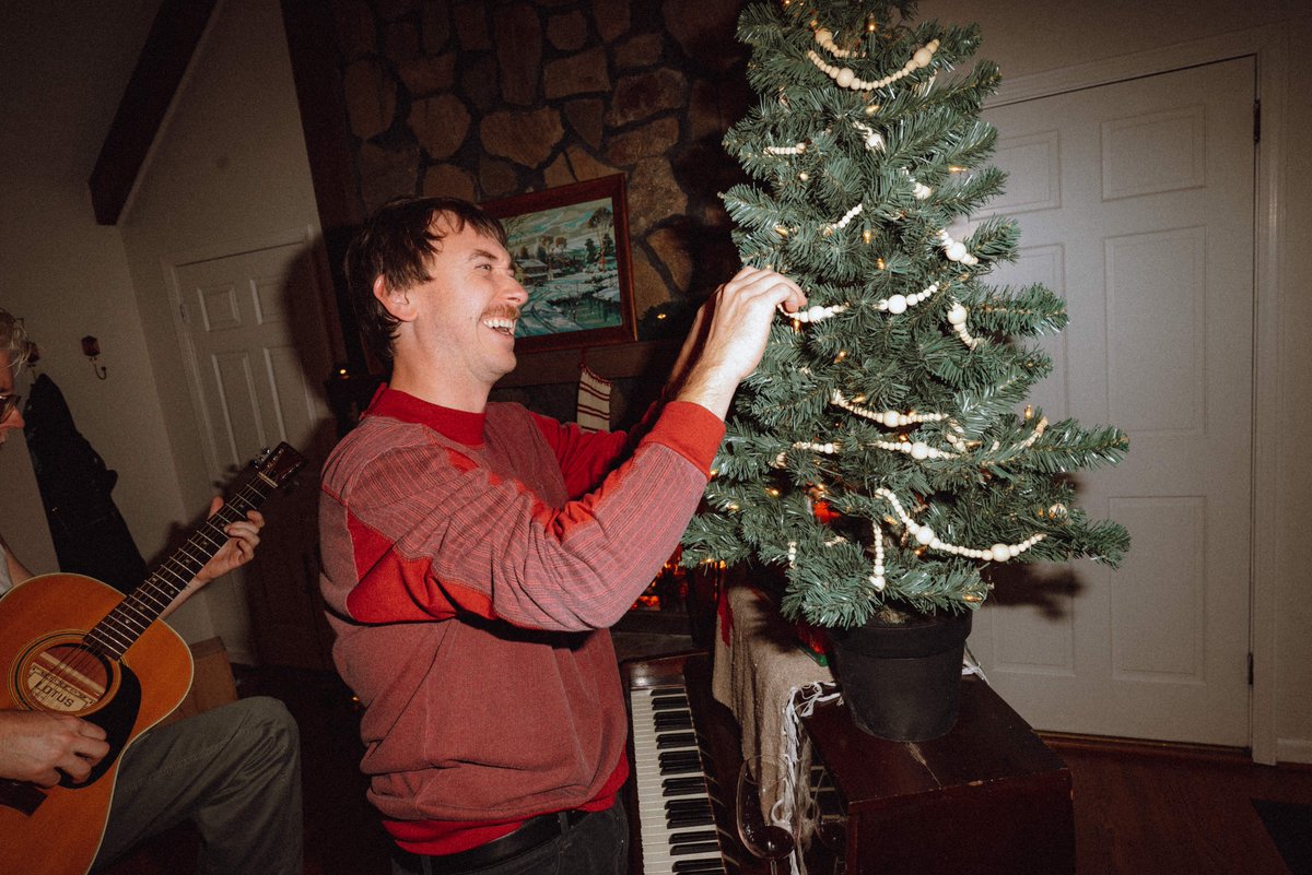 COLONY HOUSE tweet media