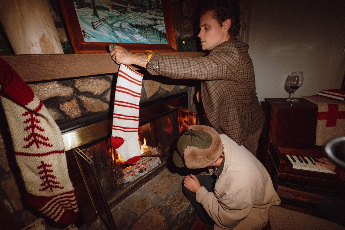 COLONY HOUSE tweet media