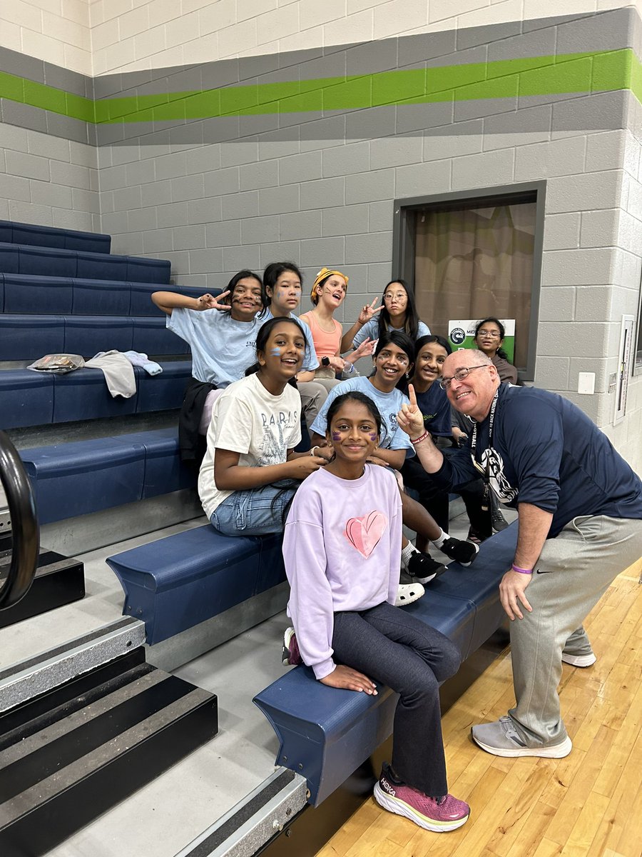 It’s Dodgeball day at DeSana!!